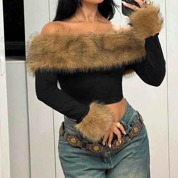 Multicolor Casual Women's Fluffy Collar Splice Off Shoulder Long Sleeve T-Shirt - Picture 3 of 6